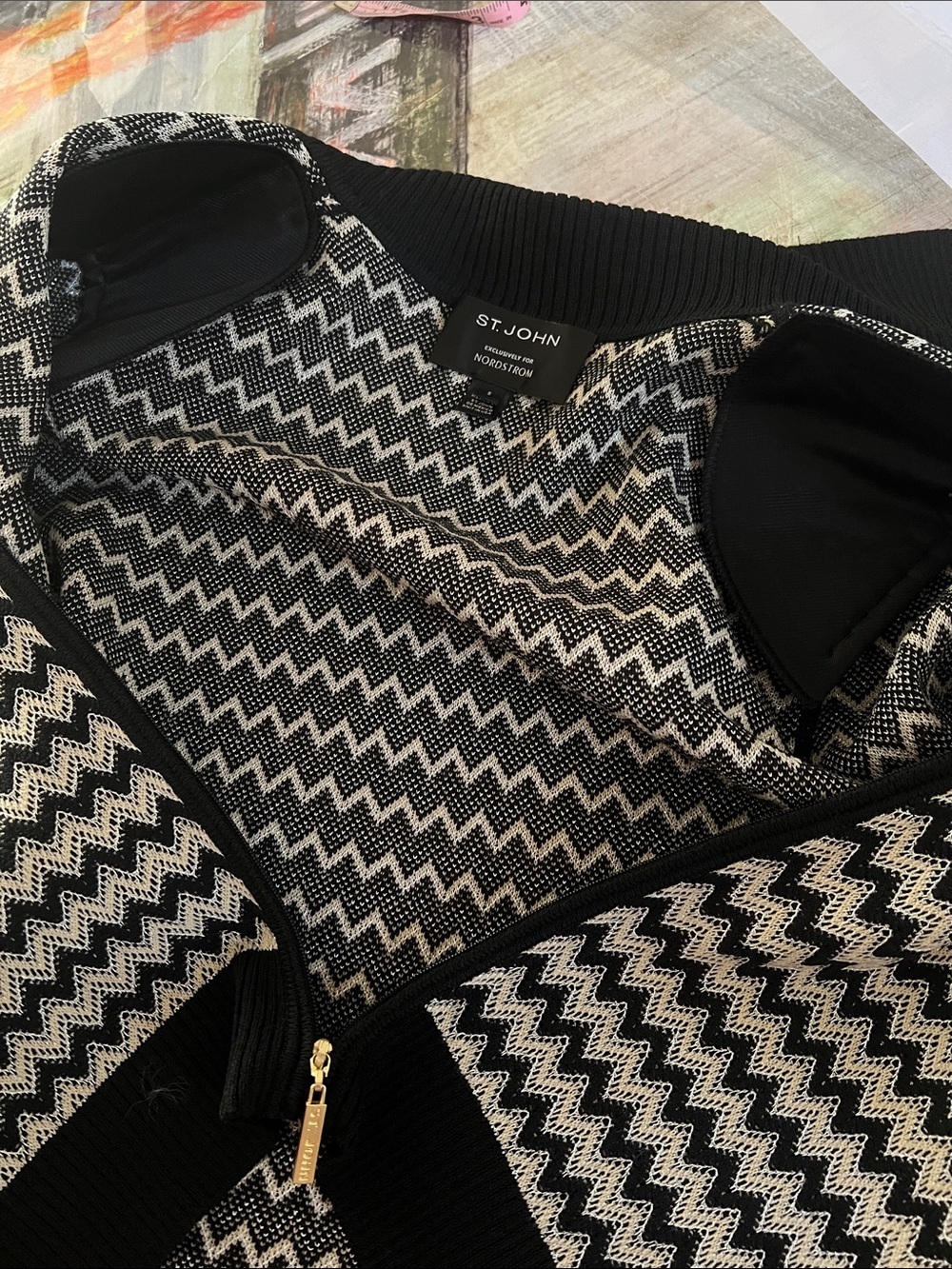 St John Nordstrom Black & White Zigzag Zip-Front Knit Jacket - Picture 7 of 12